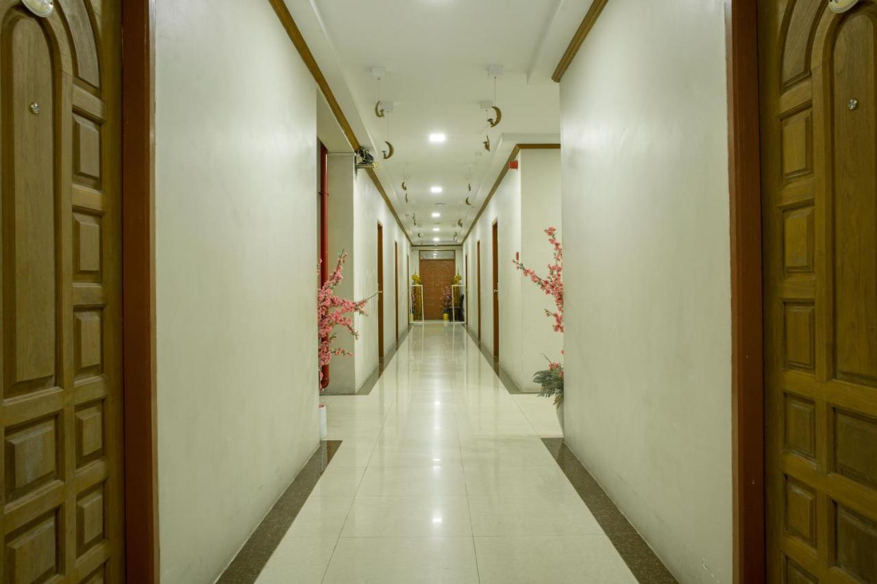 Mile Hotel