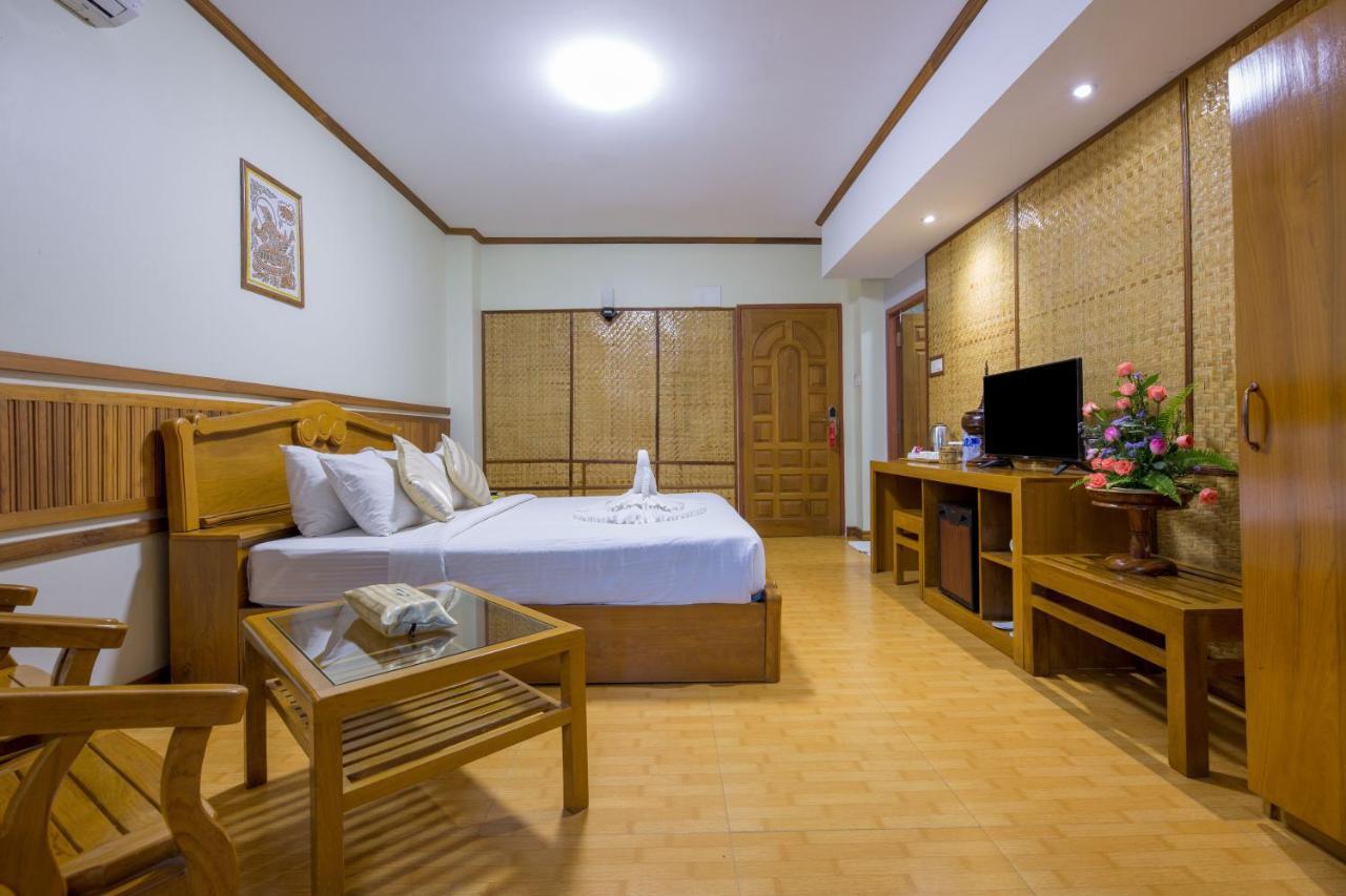Mile Hotel 4*